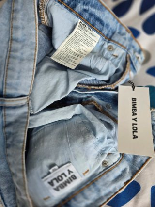 Pantalón vaquero Bimba y Lola azul claro