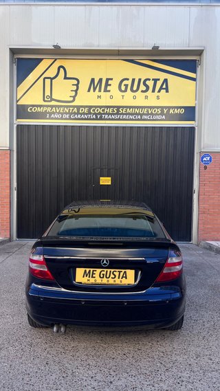 Mercedes-Benz Clase C200 Etiqueta B