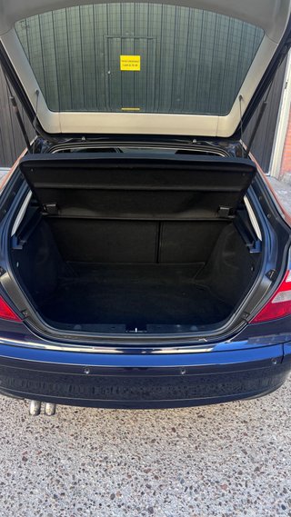 Mercedes-Benz Clase C200 Etiqueta B