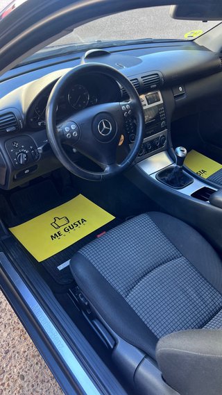 Mercedes-Benz Clase C200 Etiqueta B