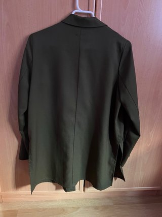 Chaqueta Stradivarius verde militar