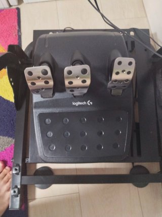 Volante Logitech G29 con soporte