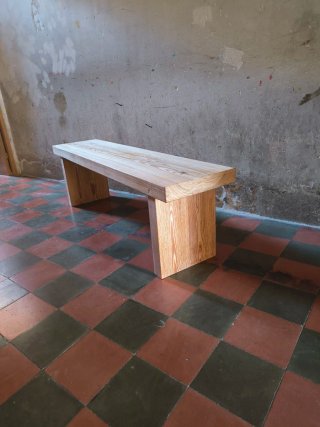 Banco nórdico de madera