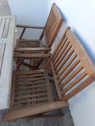 Mesa y 4 sillas plegables exterior madera