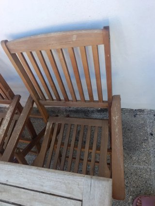 Mesa y 4 sillas plegables exterior madera