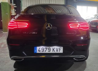 Mercedes GLC COUPE 250d AMG + TECHO - NEGOCIABLE
