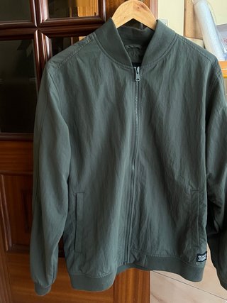 Chaqueta verde bomber Levi’s talla M