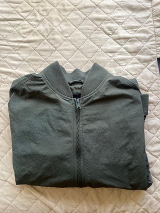 Chaqueta verde bomber Levi’s talla M