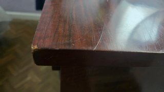 Scrivania in legno massello