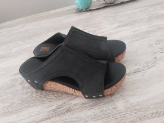 Sandalias cuña negras