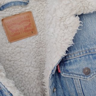 Chaqueta Levis borreguito