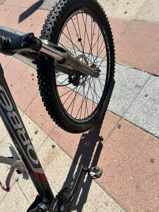 Vendo Bicicleta Orbea con accesorios incluidos