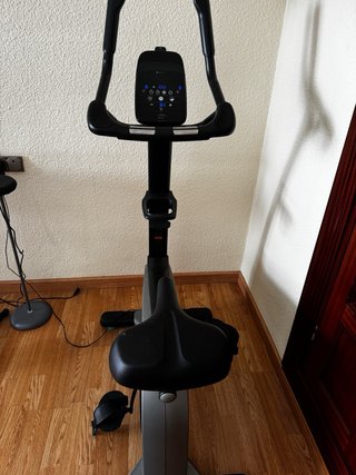 Bicicleta estática Domyos e energy 08