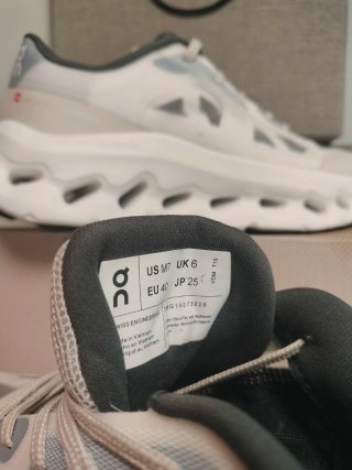On Cloudtilt Gris/Blanco Unisex Talla 40 Nuevas