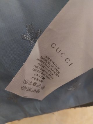 Abrigo Gucci Talla 110 para Restaurar