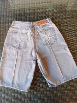 Pantalón corto de hombre gris