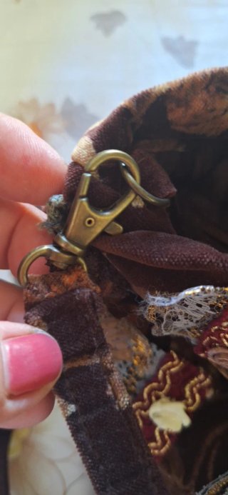 Bellissima borsa in velluto marrone