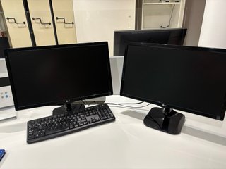 Pack 9 Teclados, 9 Ratones y 9 Monitores.