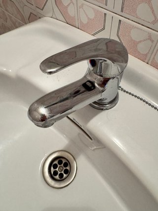 Grifo de lavabo Roca cromo