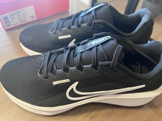 Zapatillas Nike Downshifter 13 Negras Talla 42