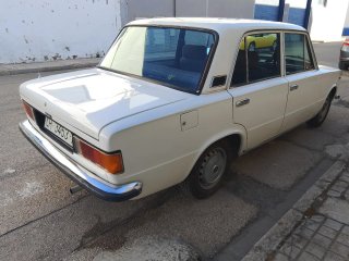 SEAT 124 1980