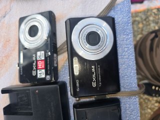 Lotto Caricabatterie e Fotocamere Canon, Casio, So