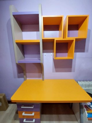 Mesa Escritorio Infantil con baldas