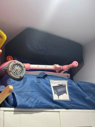 Cuna de viaje y parque infantil