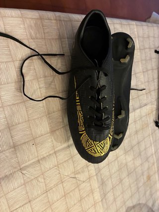 Zapatillas de fútbol para césped