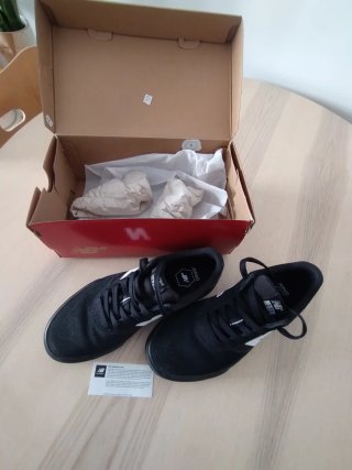 Zapatillas skate New Balance Numeric 272 negras