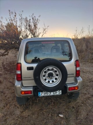 Suzuki Jimny 2005