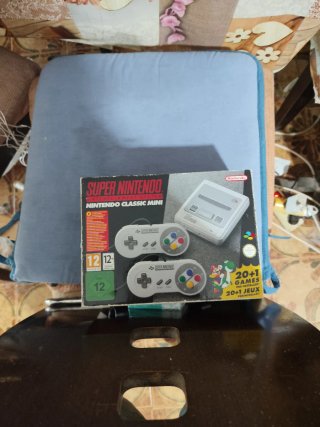 Super Nintendo Classic Mini + 20 Juegos
