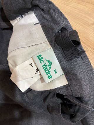 Pantalón corto uniforme Sagrada Familia Manises