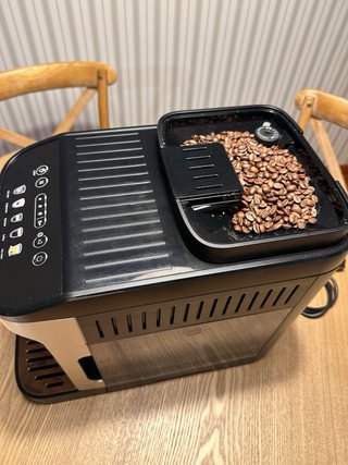Cafetera Superautomática DeLonghi Magnifica Evo