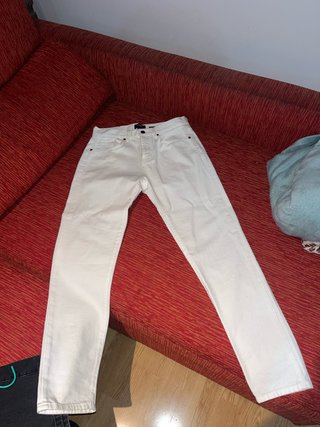 Pantalón Blanco Pull and Bear Talla 32