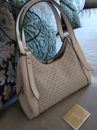Bolso Michael Kors Beige y Blanco