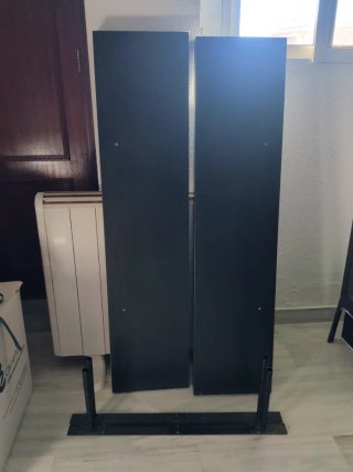 Lote muebles Estanteria Ikea + Decoración Máscara