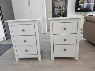 2 Comodini bianchi + 2 lampade