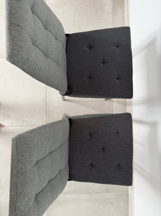 Juego de 2 sillas de comedor grises y patas negras