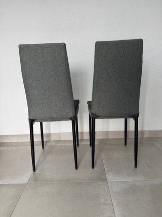 Juego de 2 sillas de comedor grises y patas negras