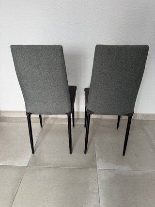 Juego de 2 sillas de comedor grises y patas negras