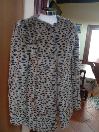 Giaccone pelliccia eco maculato