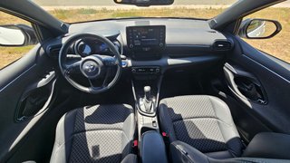 Toyota Yaris 120H Style ( 2022 )