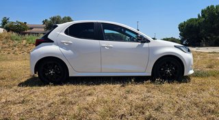 Toyota Yaris 120H Style ( 2022 )