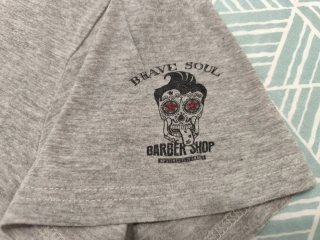 Camiseta Brave Soul Barber Shop Talla L
