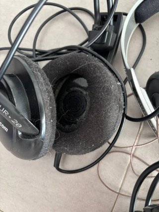 Lote 3 auriculares: Koss, Sennheiser, SteelSeries