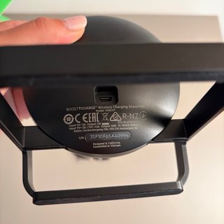 Belkin Caricabatterie Wireless Stand 10W