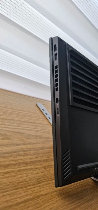 HP Omen 15 Ryzen 7 4800H GTX 1660 Ti 16GB RAM 1TB