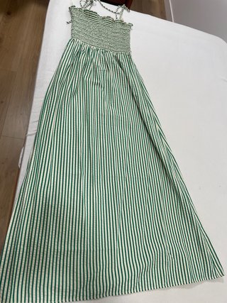 Vestido largo verde y blanco de verano