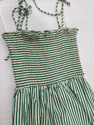 Vestido largo verde y blanco de verano